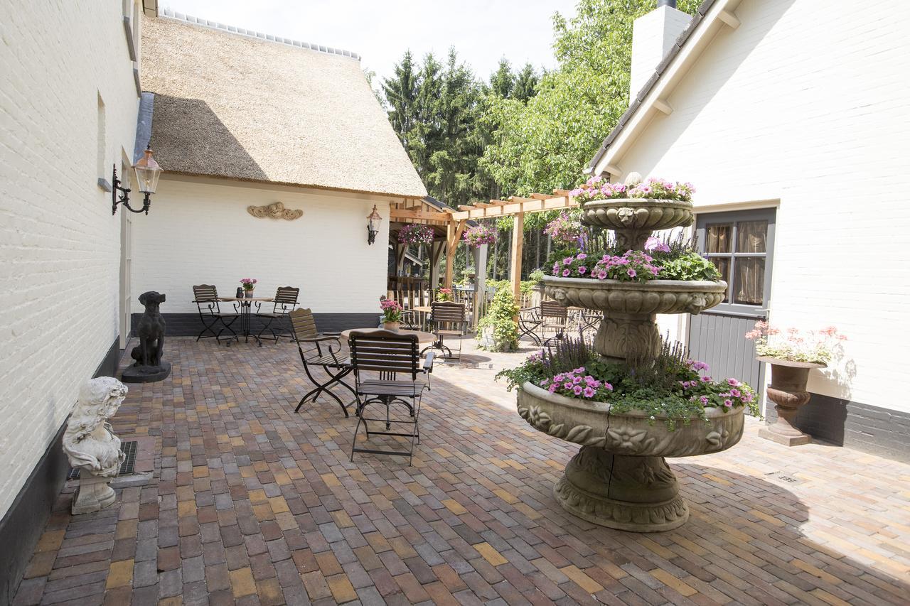 De Vrolijcke Bosmuis Bed & Breakfast Bergeijk Exterior photo